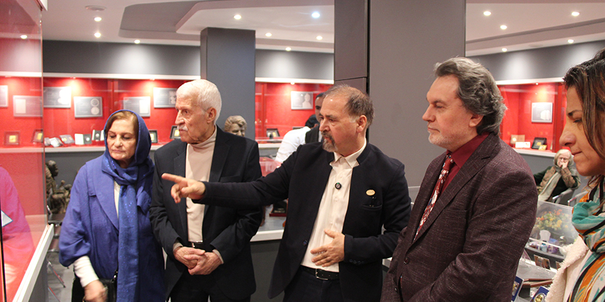 مراسم بازدید رسمی سفیر محترم ترکیه از موزه تمبرهای طلا و نقره ایران